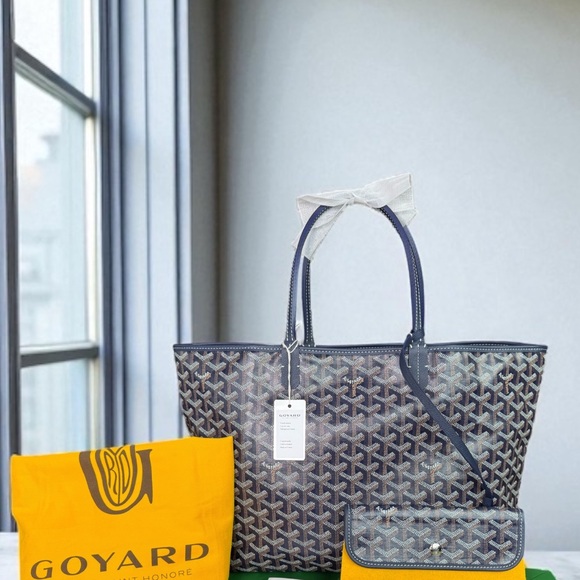 Goyard Handbags - Goyard Tote Bag Brand New Complete Inclusion
